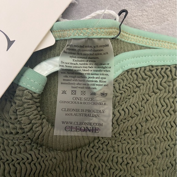 New! Cleonie Orpheus crinkle color block bikini bottoms 4974 - Picture 7 of 10